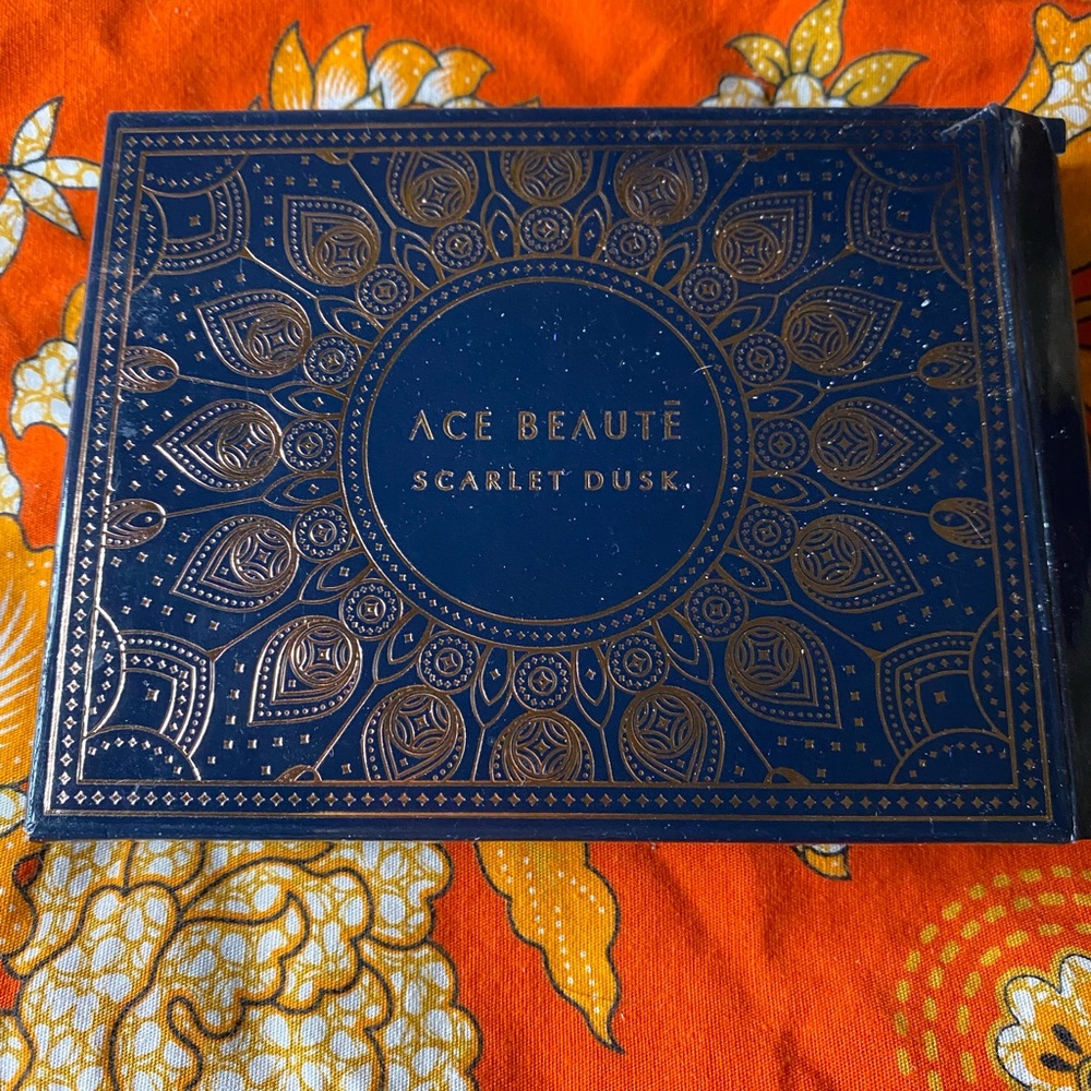Ace beaute scarlet dusk
